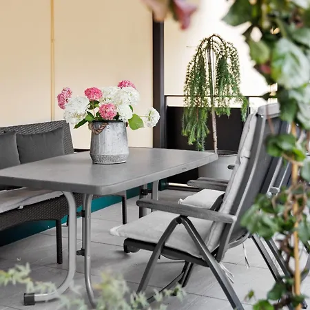 Charly Kahr Family, Ski-in & Ski-out * سخلادميخ