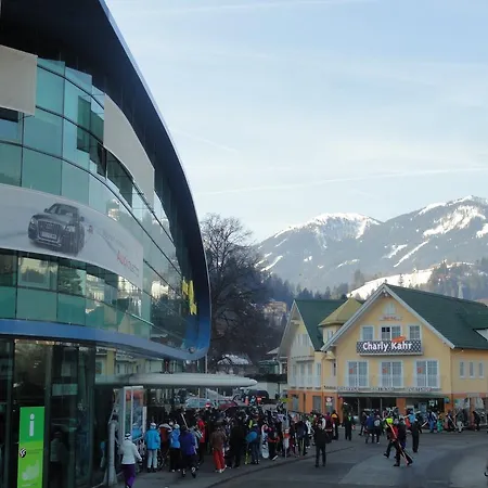 Charly Kahr And Family, Ski-in & Ski-out * Schladming
