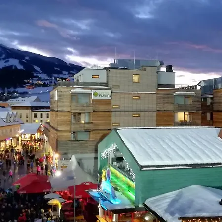 Charly Kahr Family, Ski-in & Ski-out Шладминг